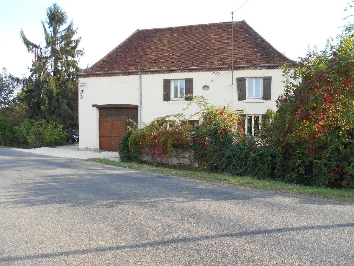 Chez Scallan B&B Sens sur Seille Buitenkant foto